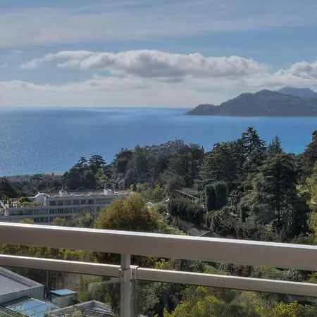 Somptuous 2 Bedroom Fully Renovated With Panoramic Sea View Appartement *